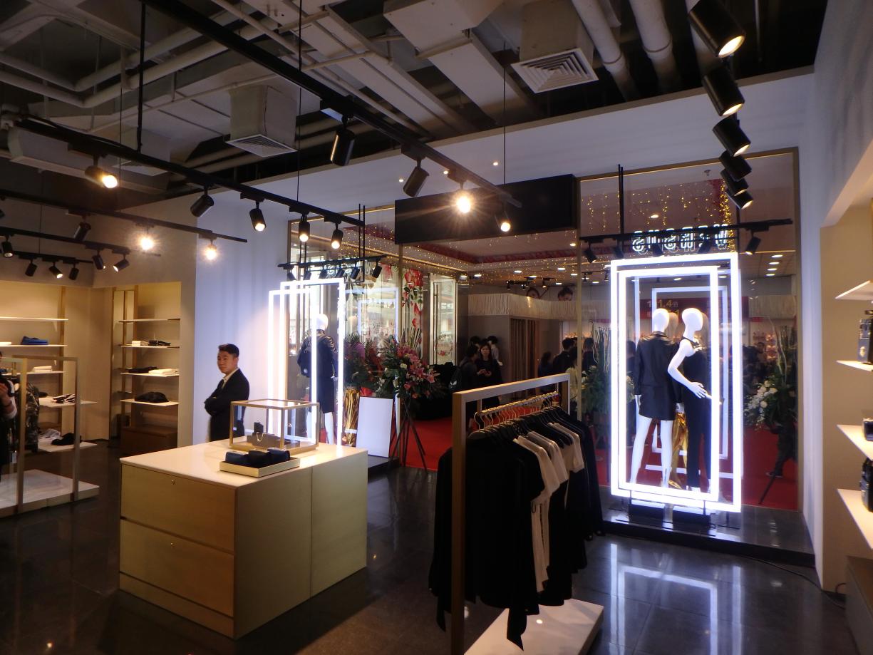 Versus@MOI Shenzhen