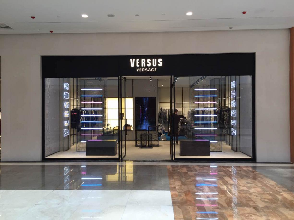 Versace Versus@The form, Haikou China